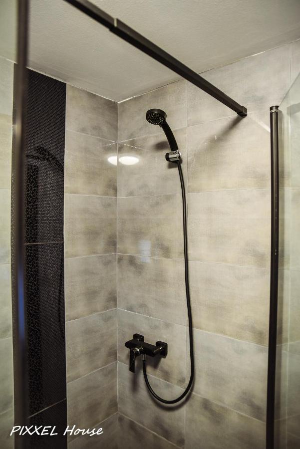 Pixxel House Hotel Moeciu De Sus Ngoại thất bức ảnh