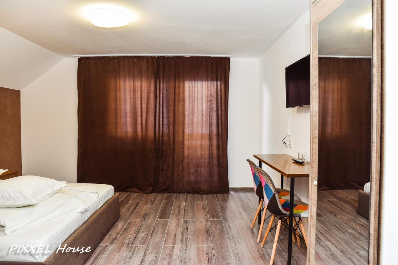 Pixxel House Hotel Moeciu De Sus Ngoại thất bức ảnh